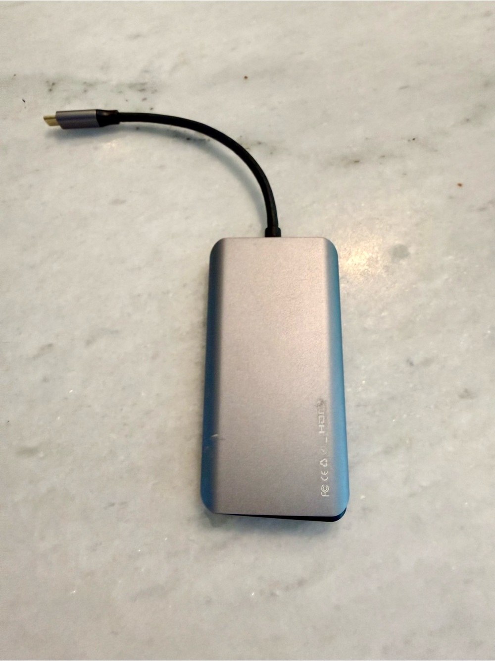 Falwedi USB-C Hub Multiport Adapter HDMI VGA Ethernet USB 3.0 SD Card Reader Mac